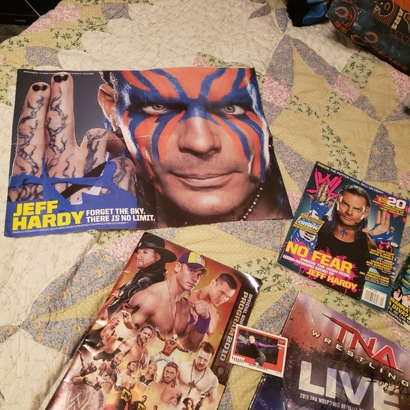 WWE/TNA Jeff Hardy Collection - Picture 5 of 6